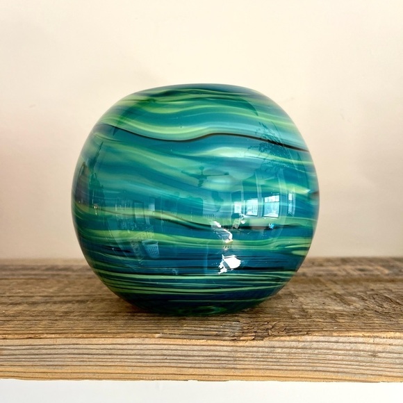Blue and green hand blown glass ball vase - Picture 1 of 9